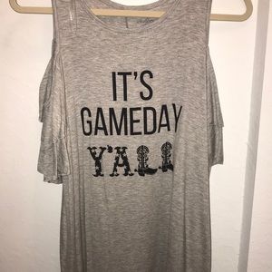 It’s Game Day shirt Size L